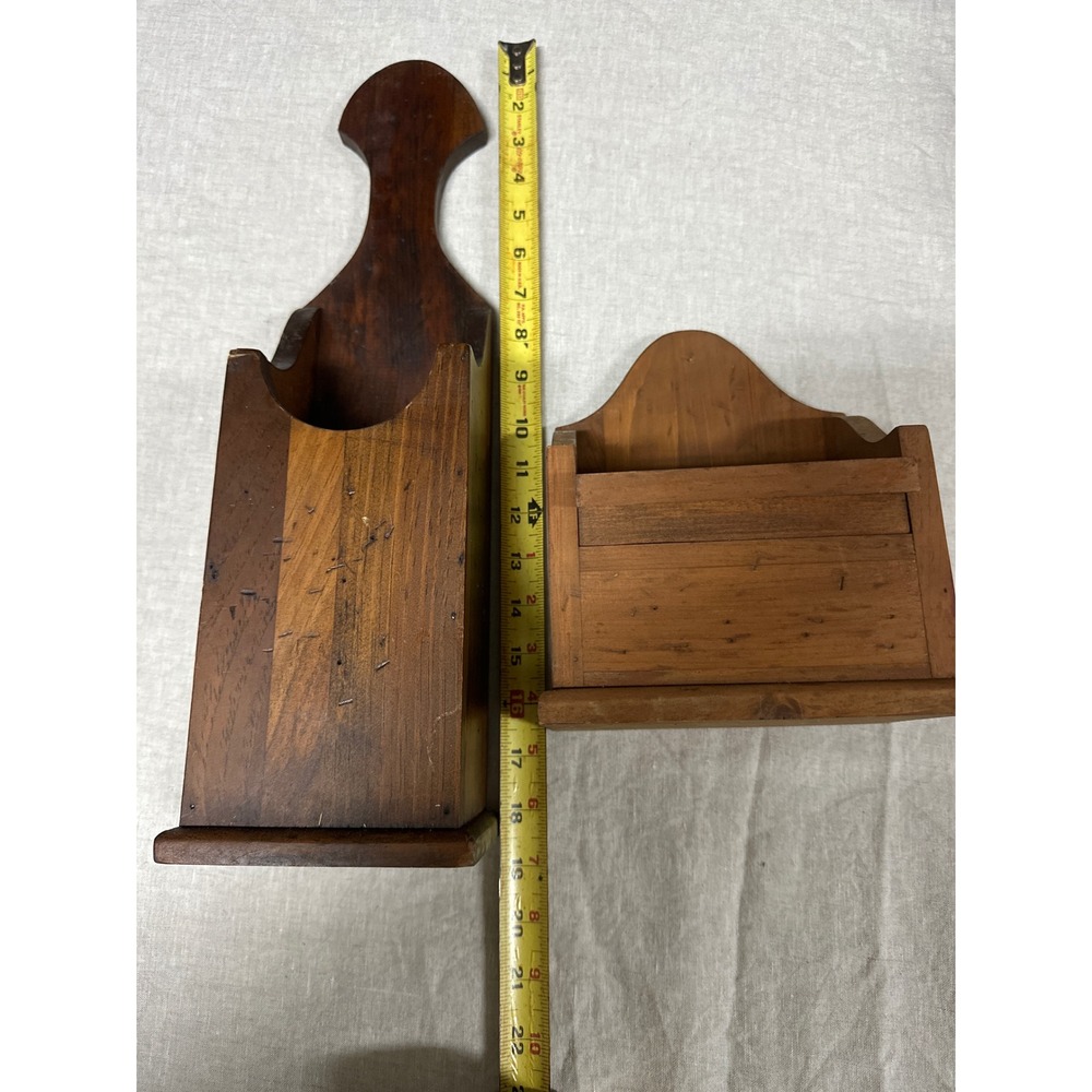 Jamestown Station Woodmakers Rustic Wood Wall Pocket and Mail Box Set Brown